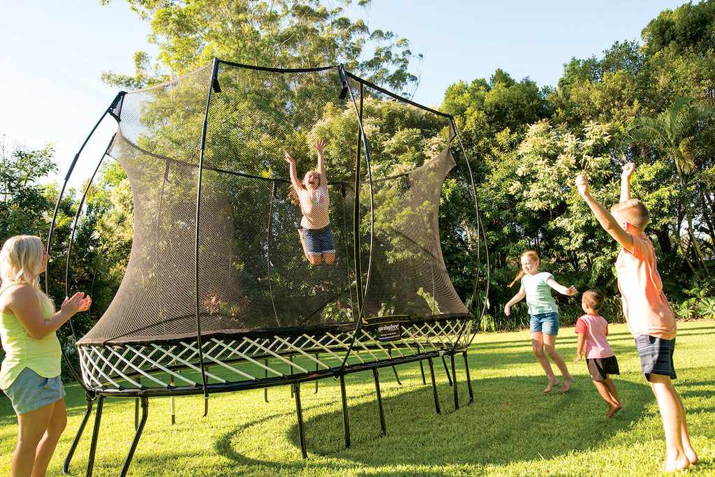 A Few Tips To Help Maintain That Trampoline